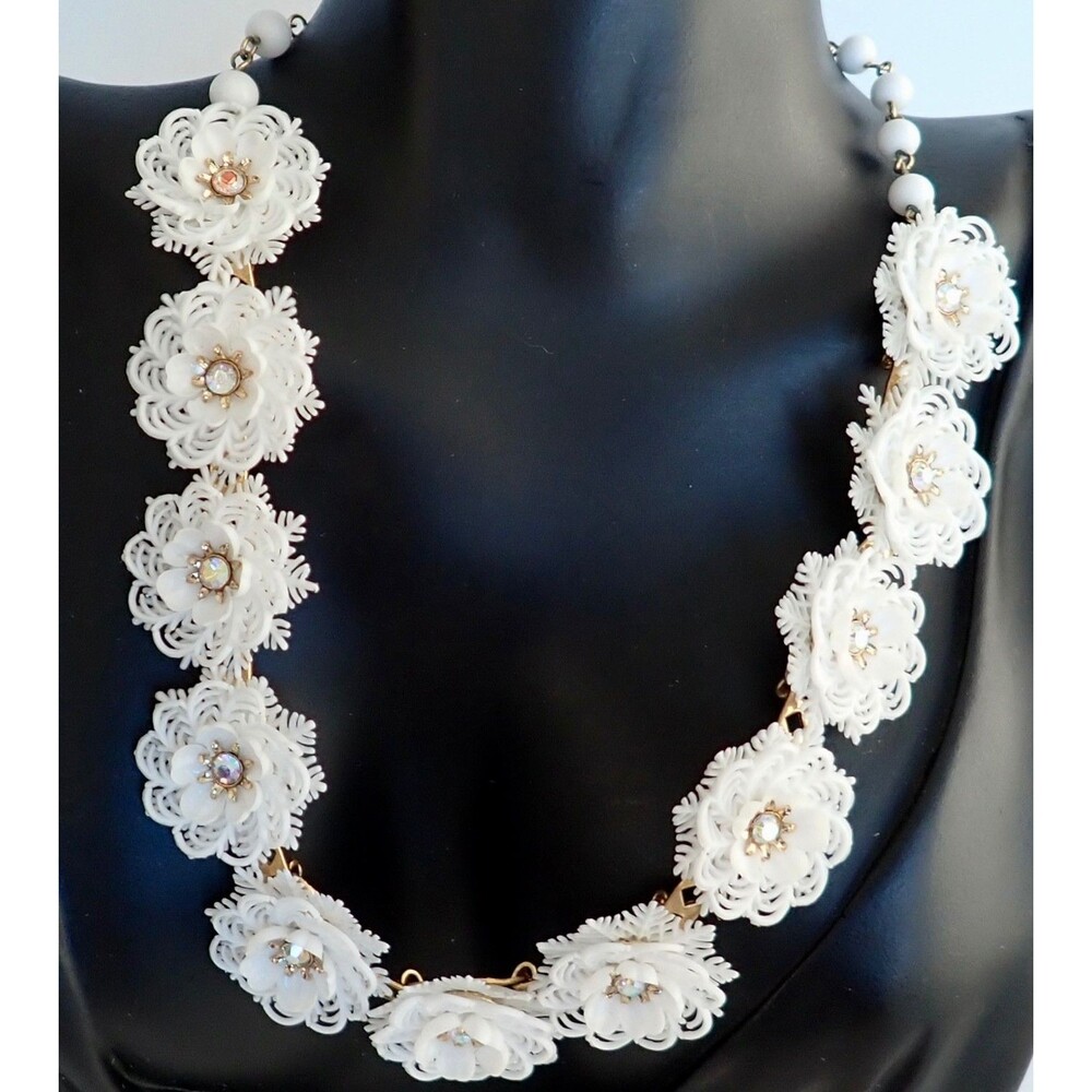 Vtg Coro Signed White Plastic Daisy Flower AB Rhinestone MCM Riveted Necklace
